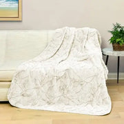 بطانية HGTV Triple Layer Jacquard Autumn Bliss Throw مقاس 60 بوصة × 70 بوصة