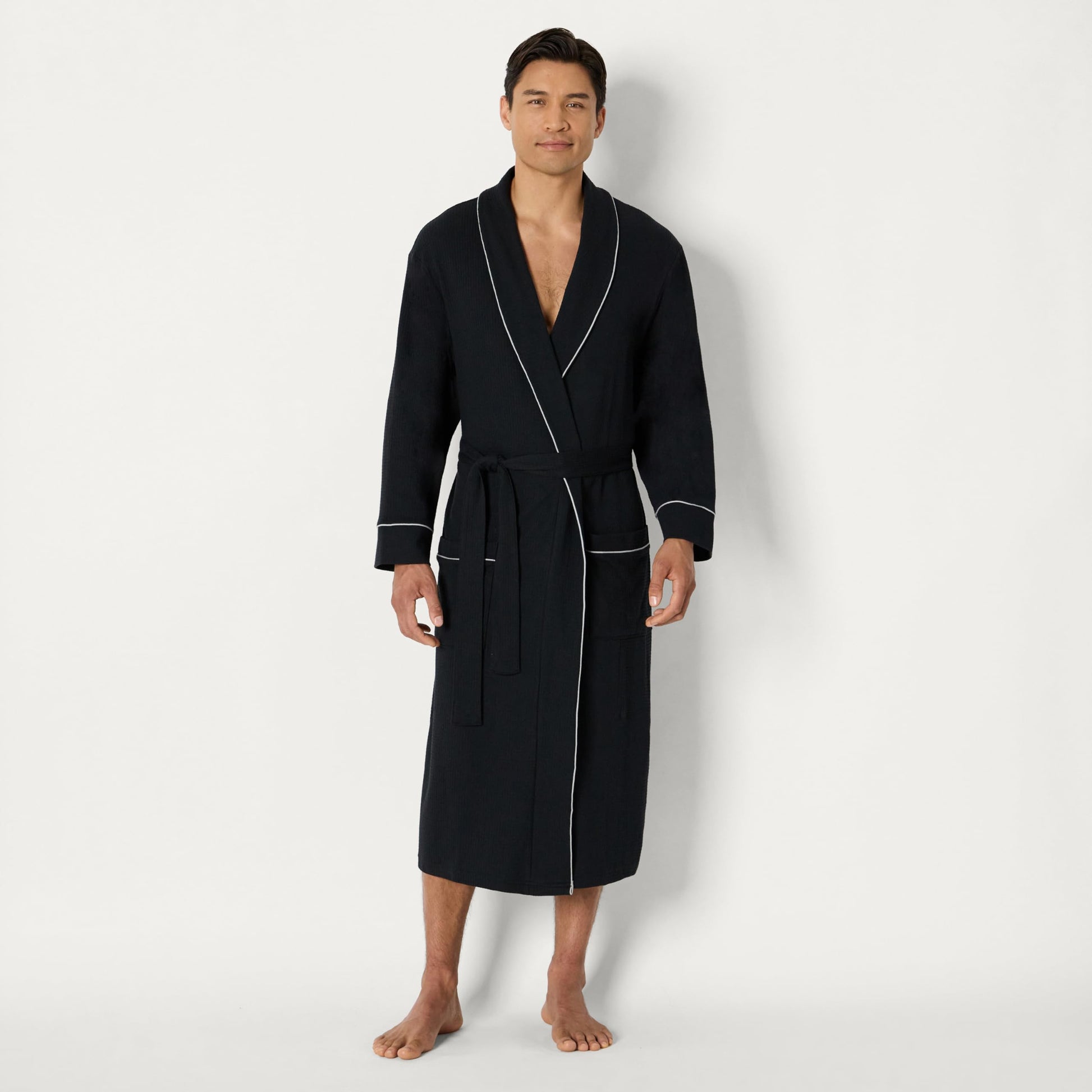 Amazon Essentials Men's Lightweight Waffle Bathrobe (Available in Big & Tall), Black, Medium-Large