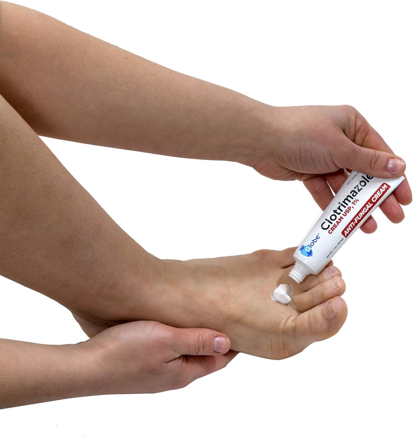 Globe Clotrimazole Antifungal Cream 1% USP (1 oz), Anti Fungal Treatment, Relieves Itching, Burning, Cracking and Scaling Associated Athletes Foot, Jock Itch, Ringworm and More
