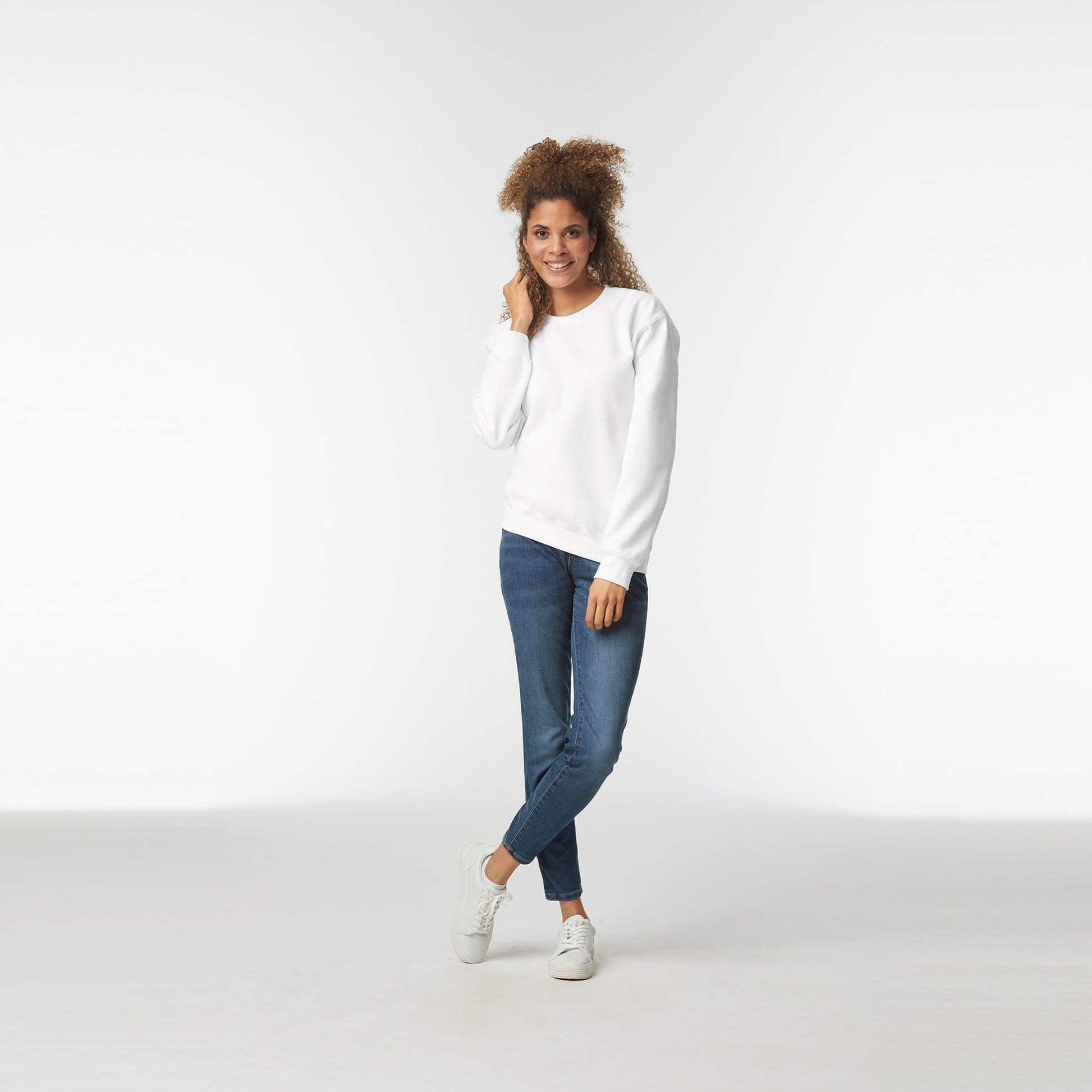 Gildan Adult Fleece Crewneck Sweatshirt, Style G18000, Multipack, White (1-Pack), Large