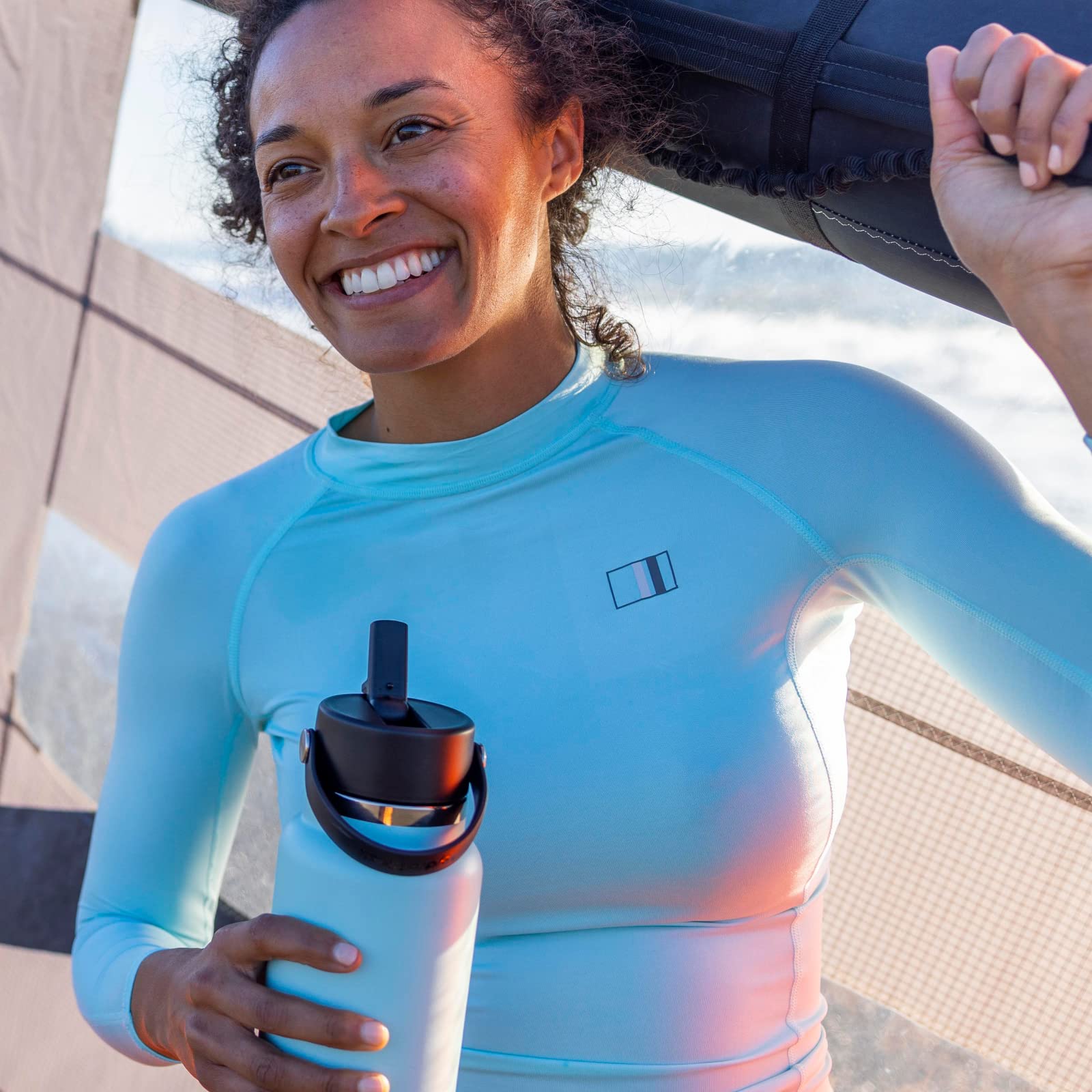 Hydro Flask 32 Oz Wide Flex Straw Cap Bottle - Insulated Stainless Steel - Wide Straw Lid, Non Spill, Leakproof in Indigo