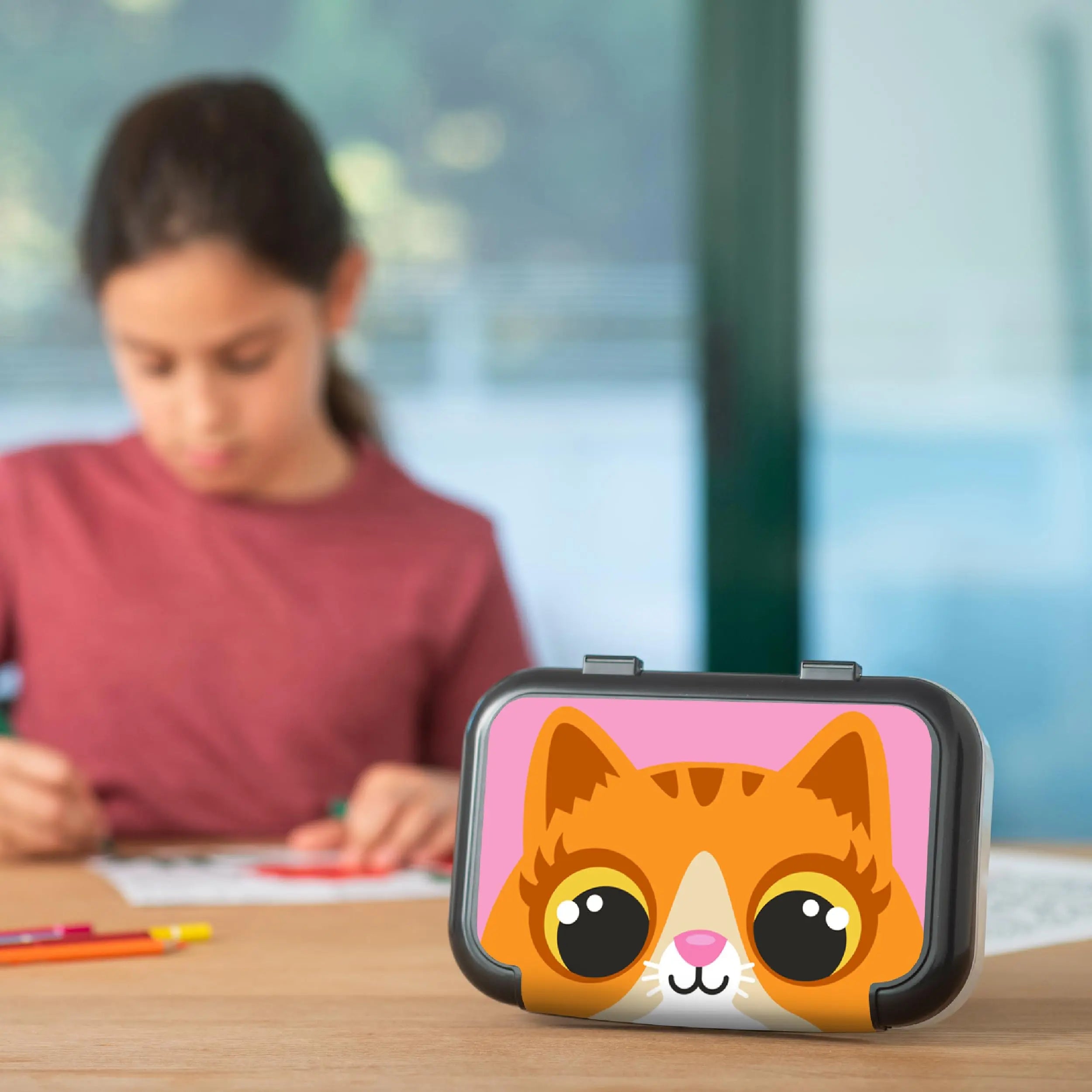 ZIPIT Recycled Plastic Pencil Box for Girls, Large Capacity Pencil Case for School, Durable Stationery Organizer Box, Kitty