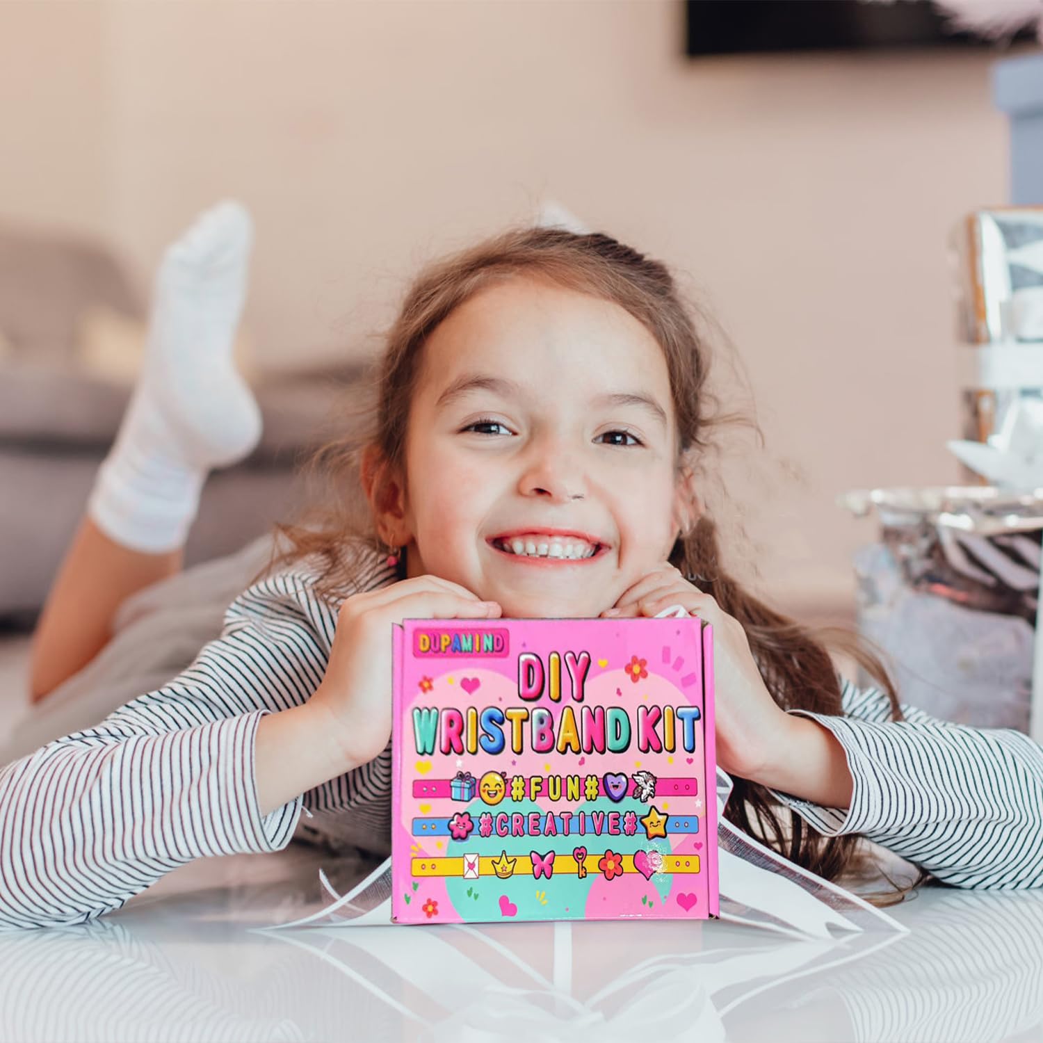 Dupamind Art & Craft Kits for Kids, DIY Friendship Bracelet Making Kit for Girls, Jewelry Making with Charm & Stickers, Birthday Gifts for Ages 5-12, Toys for Ages 5, 6, 7, 8, 9, 10, 11, 12 Years Old