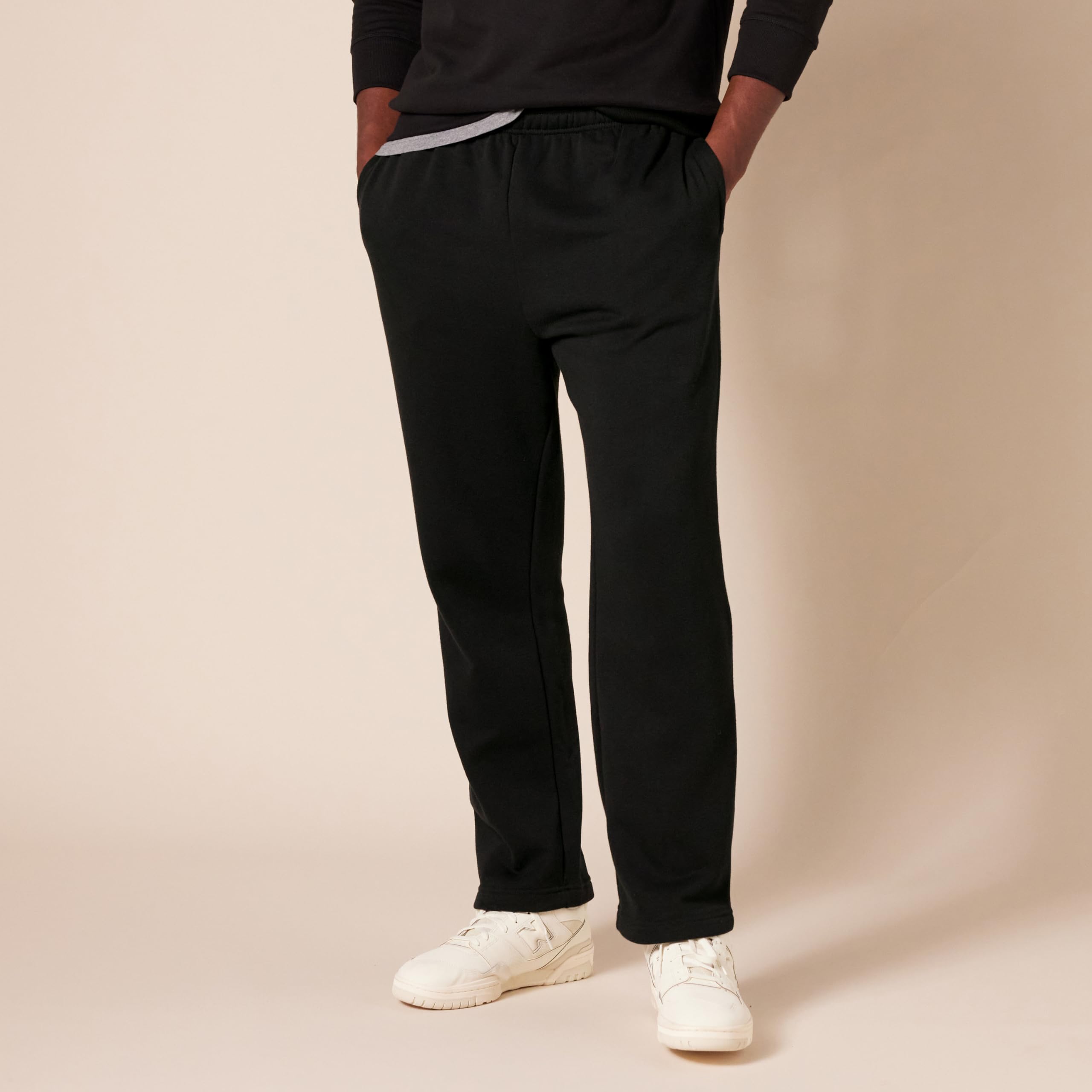 Amazon Essentials Men's Fleece Open Bottom Sweatpant (Available in Big & Tall), Black, Medium