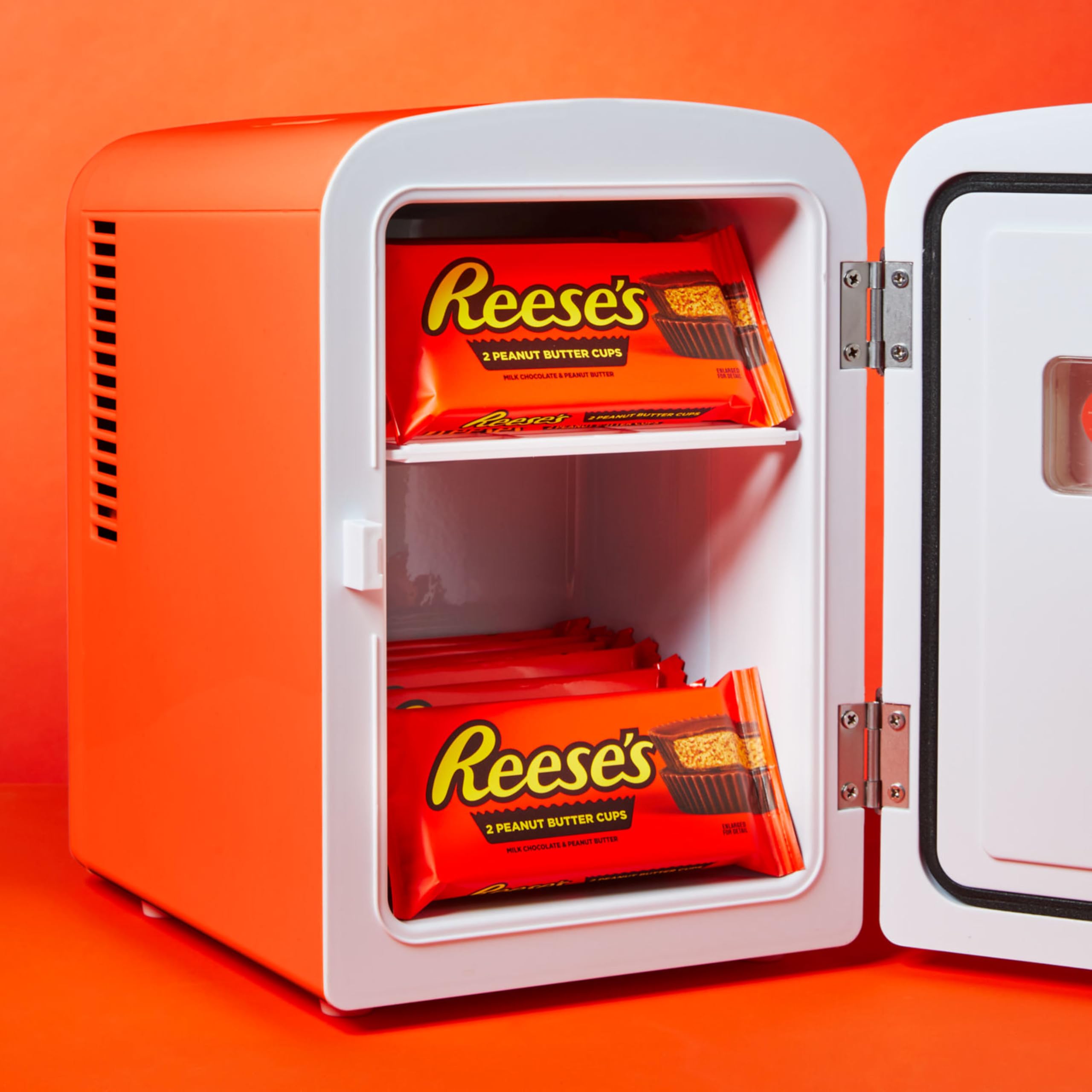 REESE'S Milk Chocolate Peanut Butter Cups, Candy Packs, Halloween Candy, 1.5 oz (36 Count)