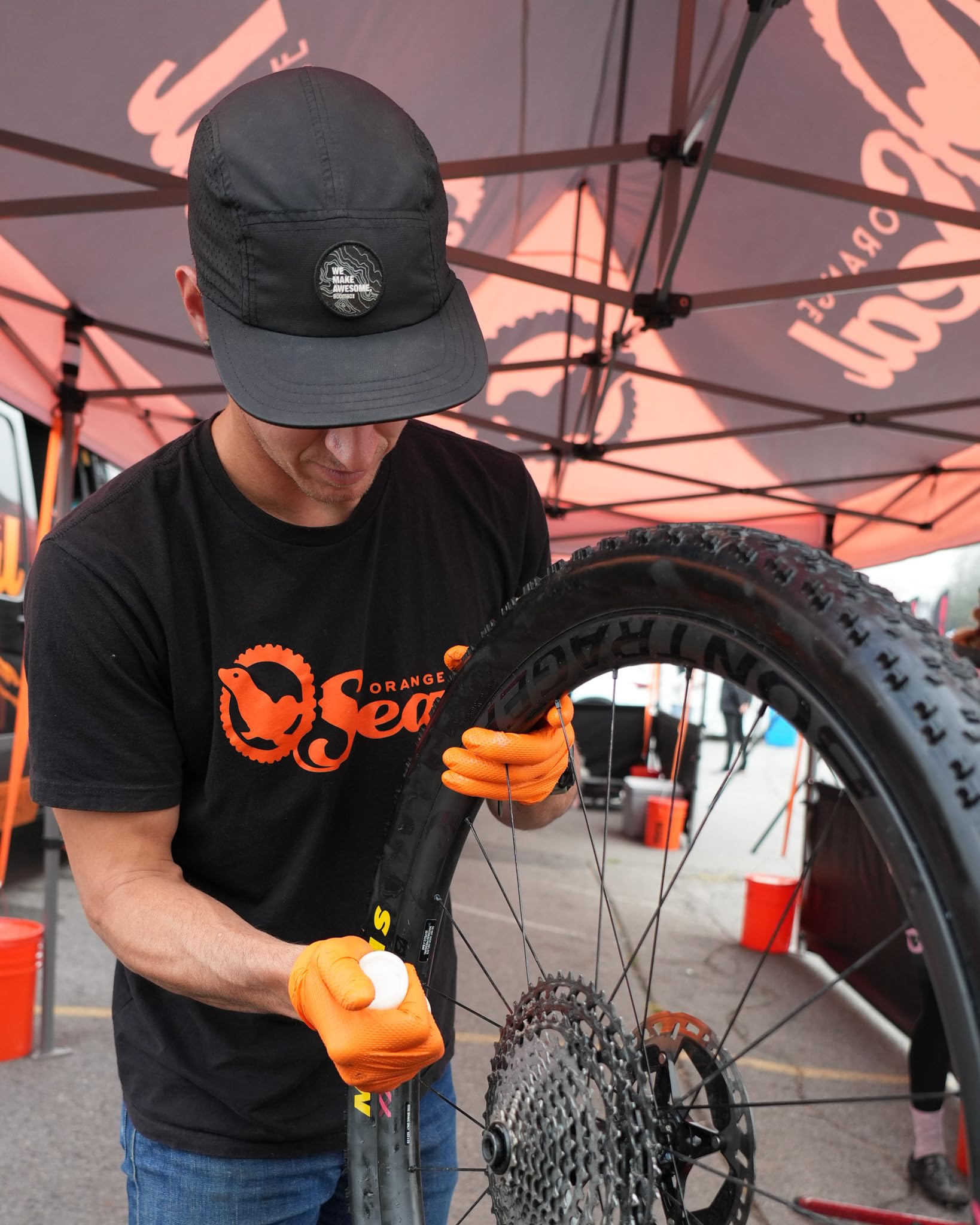 Orange Seal - Endurance Formula Tubeless Bike Tire Sealant | Long Lasting, Fast Sealing | for MTB, Road, CX and Gravel Bicycle Tires | 32oz Refill