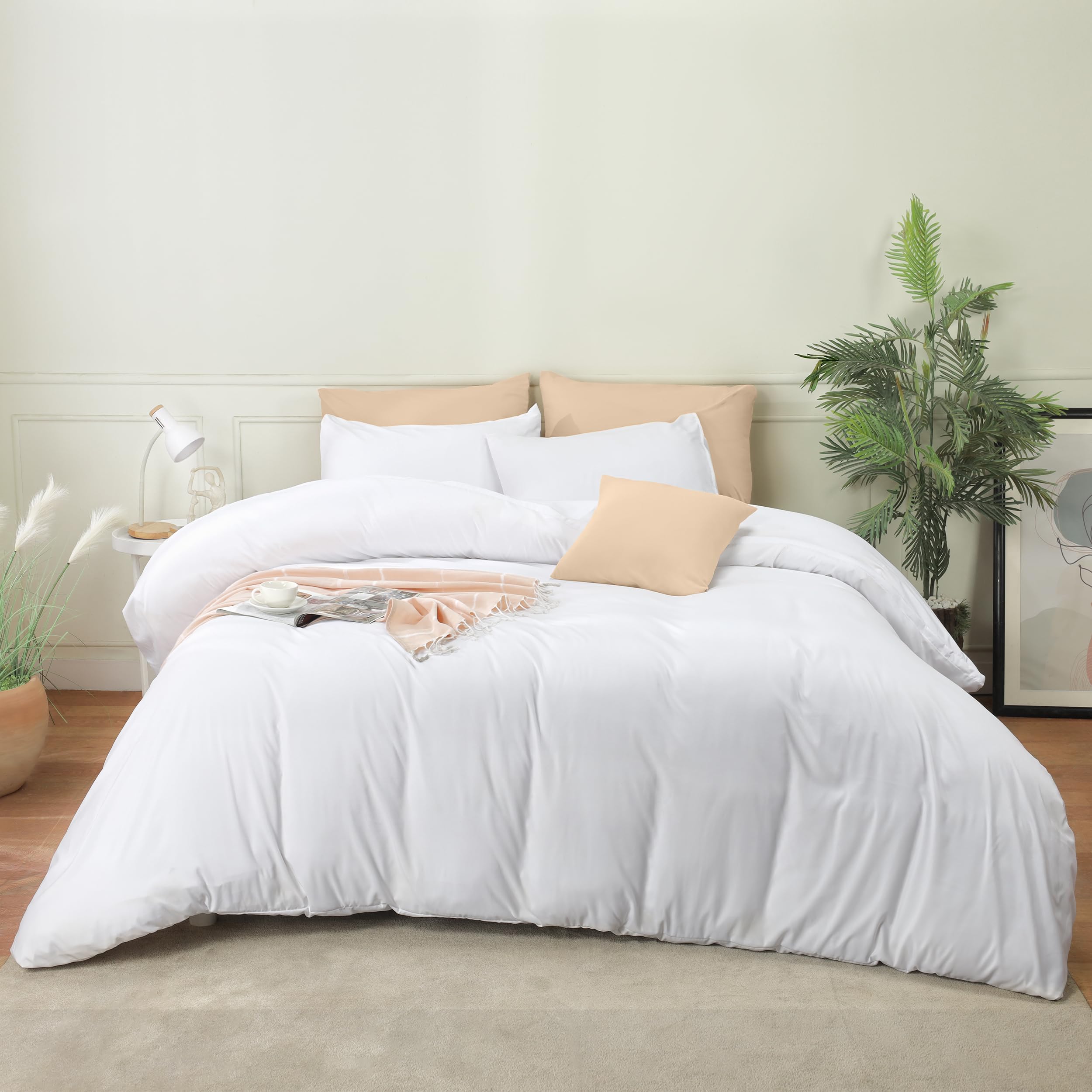 Utopia Bedding Duvet Cover Set with Pillowcases - 3 Pieces Bedding Duvet Cover with Zipper Closure - 1 Duvet Cover with 2 Pillowcases - Soft Brushed Microfiber (Queen, White)