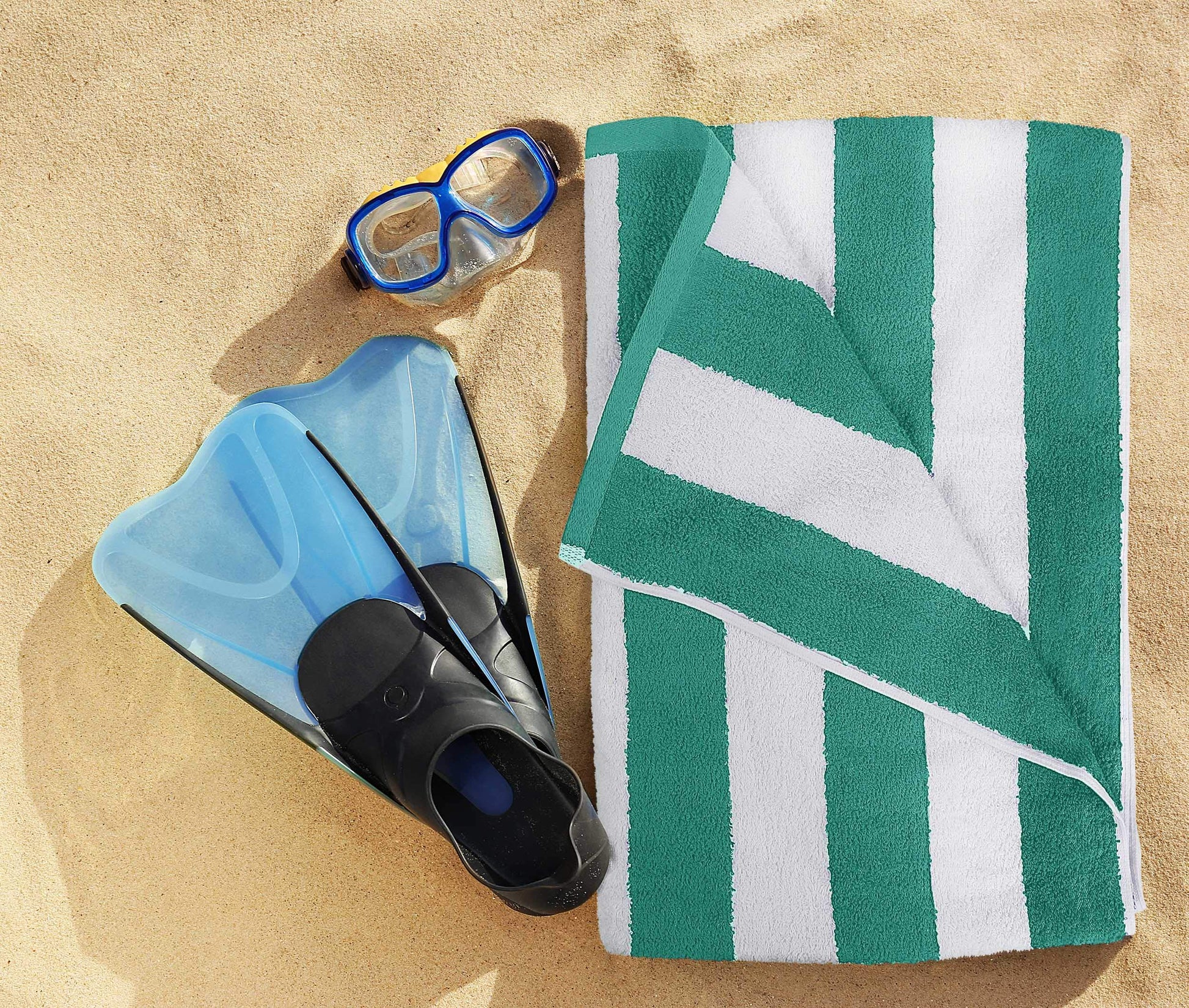 Utopia Towels 4 Pack Cabana Stripe Beach Towel, 30 by 60 Inches, Oversized 100% Ringspun Cotton Pool Towels, Highly Absorbent Bath Towels for Beach